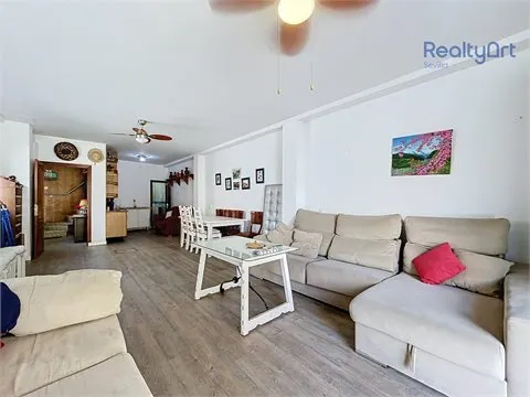 CASA EN BELLAVISTA