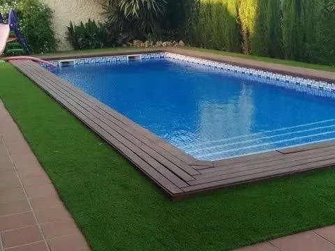CHALET INDEPENDENTE ESPARTINAS