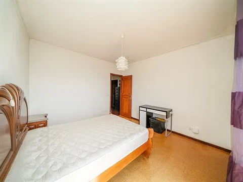 Moradia T4