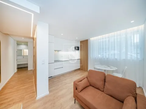Apartamento T1 para Arrendamento Mobilado | Boavista, Porto