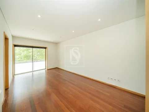 Apartamento T1 para Arrendamento | Portas do Parque, Póvoa de Varzim