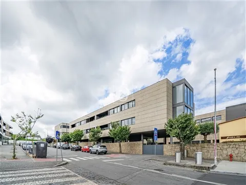 Apartamento T3 de Luxo | Empreendimento Mira Rio – Barcelinhos.