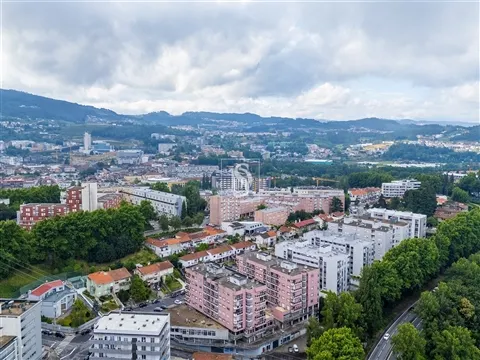 T1+1, Totalmente Remodelado, em Fermentões, Guimarães, com 76 m²