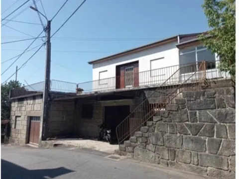 Moradia para Restaurar T2