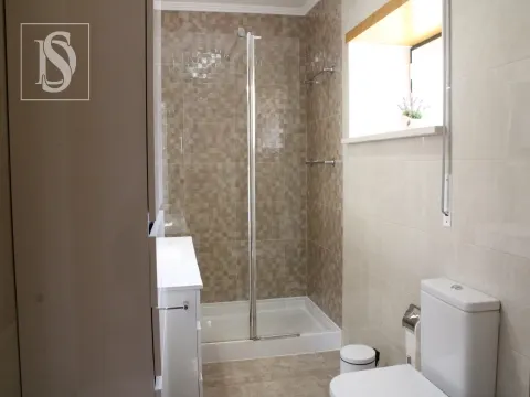 Moradia T2 Térrea com Jardim – Excelente Localização e Ótimos Acabamentos