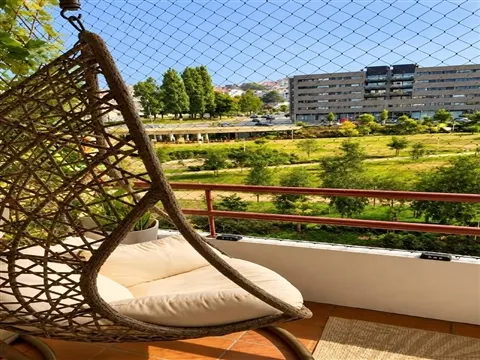 T2+1 EM GONDOMAR | EXCELENTE LOCALIZAÇÃO | GARAGEM + ELEVADOR