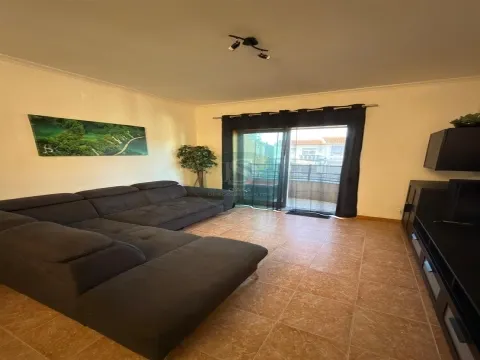 Apartamento T2+1