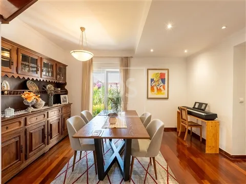 House T5