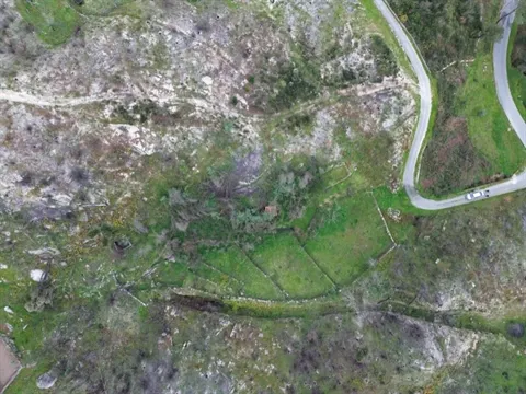 Terreno à Venda em Ancede, Baião – 4370m² com Vista Deslumbrante