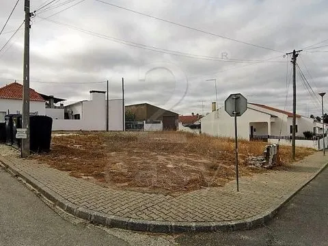 Urban Land with 422.21 m2, Alvalade, Alentejo
