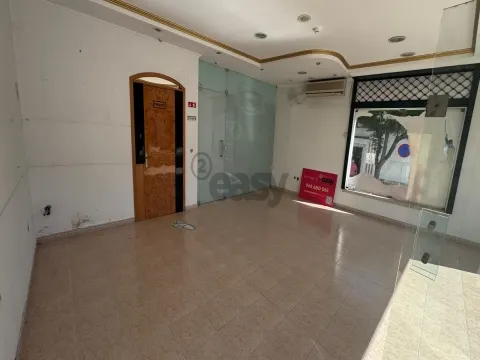 Shop 57m2 with bathroom, pantry and private room, Aljustrel