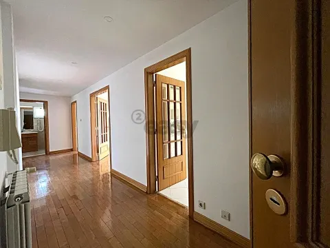 &#20248;&#31168;&#30340; 3 &#23621;&#23460;&#20844;&#23507;&#65292;&#38754;&#31215; 162 &#24179;&#26041;&#31859;&#65292;&#20301;&#20110;&#36125;&#25289;&#26031;&#30340; Rua Paz e Amizade