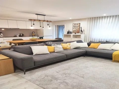 Apartamento T2 na Póvoa de Varzim – Como Novo, a 10 Minutos da Praia!