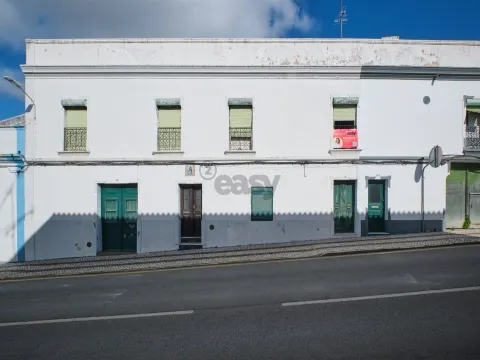 Casa Senhorial  com Miradouro, Terraço, Logradouro e Jardim, 958m2 