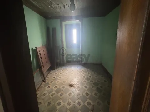 Manor house with 18 rooms to remodel, Castro Verde