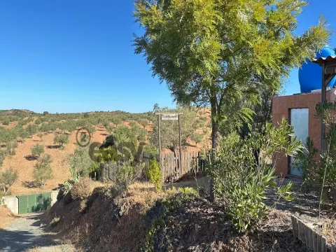 TERRENO RÚSTICO 3.500 m2 COM CASAS DE MADEIRA - ALQUEVA