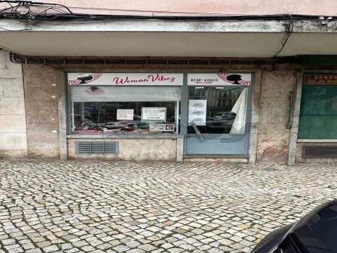 Loja com inquilino | 18 m² | Rentabilidade bruta 6,24% | 450€/mês