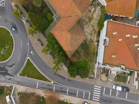 Manor house with 16 rooms with storage and garden, center Castro Verde