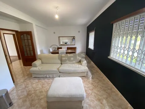 Arrenda-se Apartamento T3 – Quinta da Várzea - Sobreda 