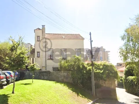 Maison à Restaurer 9 Chambre(s)
