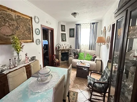 Moradia T1+2 com Quintal e Sótão Aproveitado em Pedrógão a 15 minutos da Vidigueira