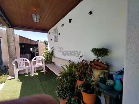 Moradia T2 em Vilar de Mouros com 3000m² de Terreno | Caminha