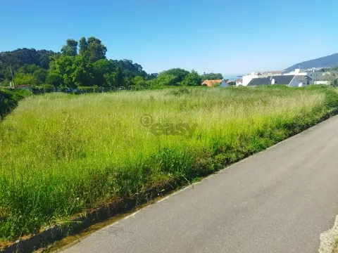Terreno 515m² em Seixas: Construa Até 330m² (PIP em Curso)