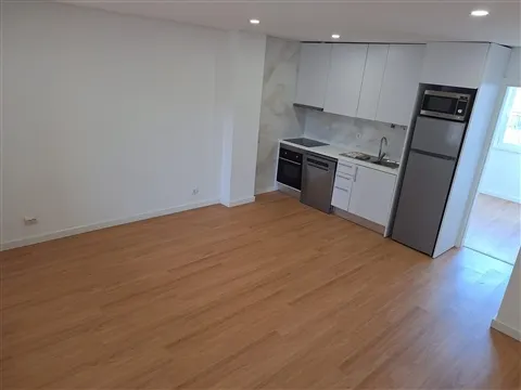 Apartamento T1 Idanha - Belas