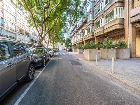 2 bedroom apartment in Benfica