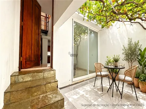 Moradia T1 de Arquitetura Contemporânea com Pátio, Terraço e Cobertura Panorâmica | Vila Boim, Elvas
