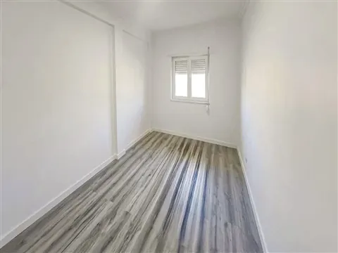 T3 na Quinta do Conde remodelado
