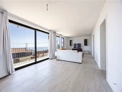 Moradia Isolada T2, Calheta (Madeira)