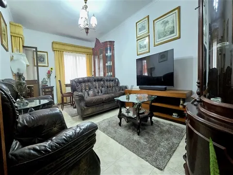 Apartamento T3 com Garagem em Alcabideche, Estoril