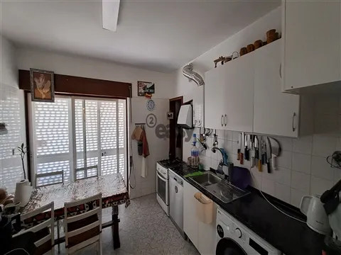 Apartamento T3 com Quintal no Coração da Vidigueira
