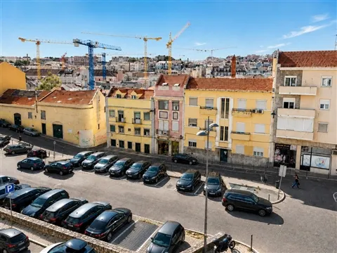 T2 para arrendar na Rua da Bombarda, no coração de Lisboa