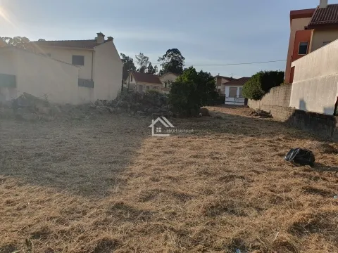 Terreno para Construção na Maia