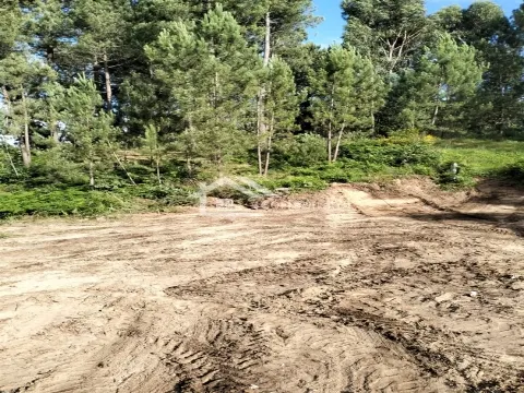 Caíde de Rei Land - Perfekt för att bygga ditt hus - Lousada