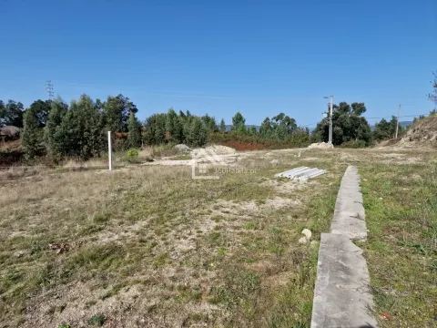 Appezzamento di terreno a Fafe