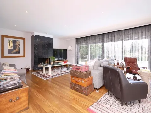 Moradia T6 – Belas Clube de Campo – Golfe – Auto sustentável