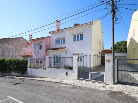 Arrendamento - T4 - Duplex - Terraço – Oeiras - Porto Salvo