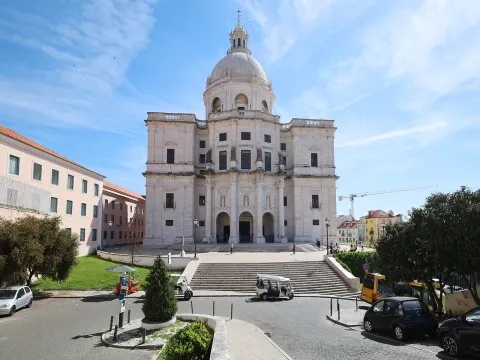 Arrendamento de Loja - Lisboa - Junto ao Panteão Nacional - Vista Rio