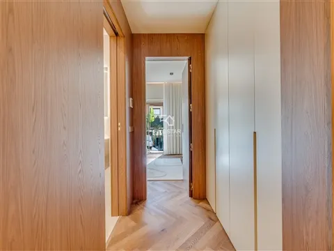 T2 Renovado - Penthouse - Terraço - Urbanização Boca Do Rio - Estômbar