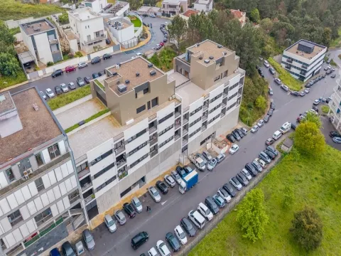 Apartamento T3 com Terraço em Gualtar, Braga