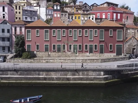 Apartamento T1 junto ao Rio Douro em Gaia