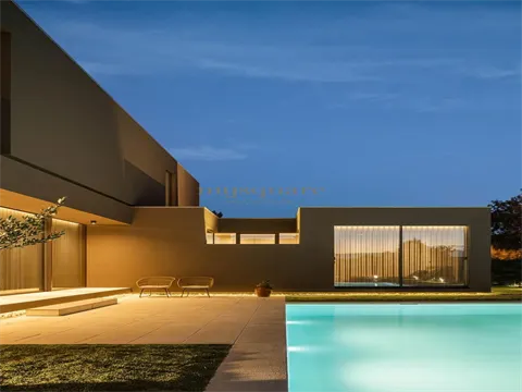 Moradia luxuosa e independente, com piscina e na praia da Madalena - V.N. Gaia