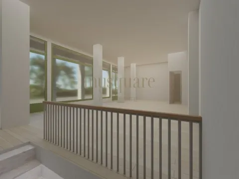 Loja Comercial para Arrendamento em São Roque (junto a São João da Madeira)