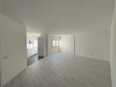 Flat Studio