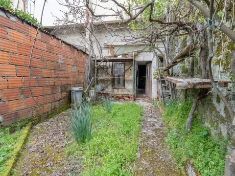 Prédio Centro Lamego | Zona Histórica | Garagem Fechada