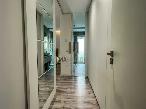 T3 COMO NOVO &#124; TERRAÇO PRIVATIVO &#124; ZONA PREMIUM