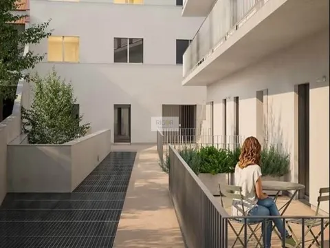 Apartamento T2 com terraço em construção em Campanhã.